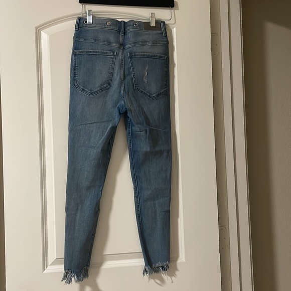 Super high rise skinny Express jeans cropped and hemmed from the ankle. - Picture 6 of 9